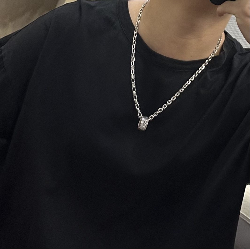 LV Necklaces